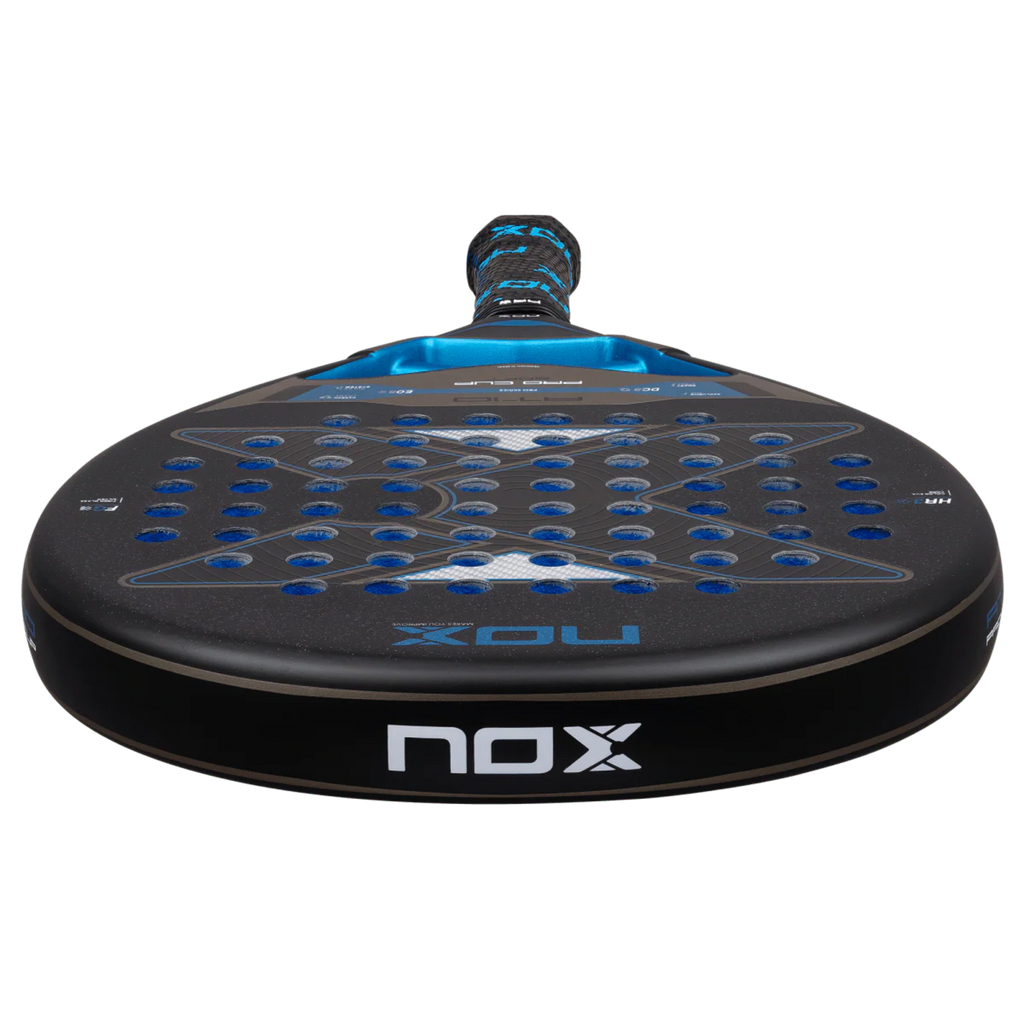 Raquette de padel NOX AT10 Pro Cup SOFT by Agustín Tapia 2026