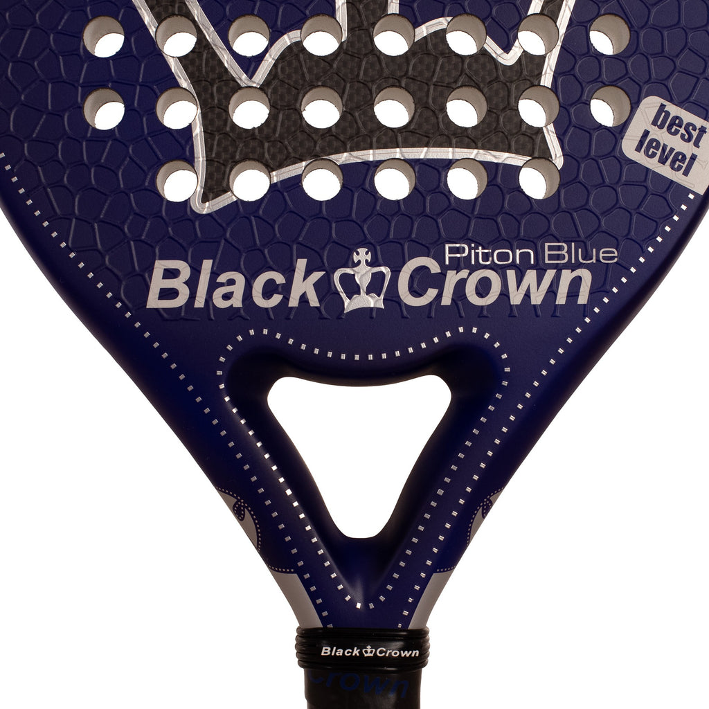 Gros plan sur le pont de la raquette de padel Black Crown Piton Blue