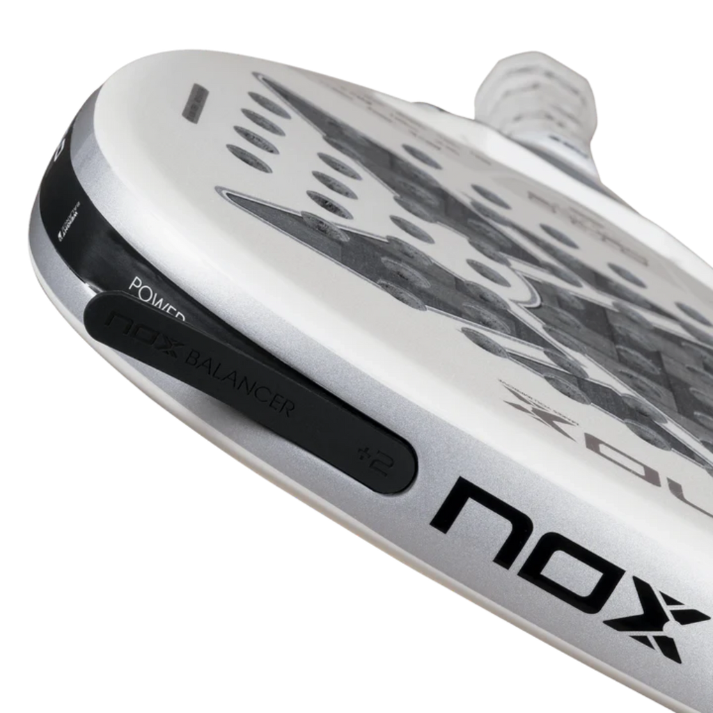 Raquette de padel NOX AT10 Luxury Genius Attack 12K Alum Xtrem by Agustín Tapia 2026