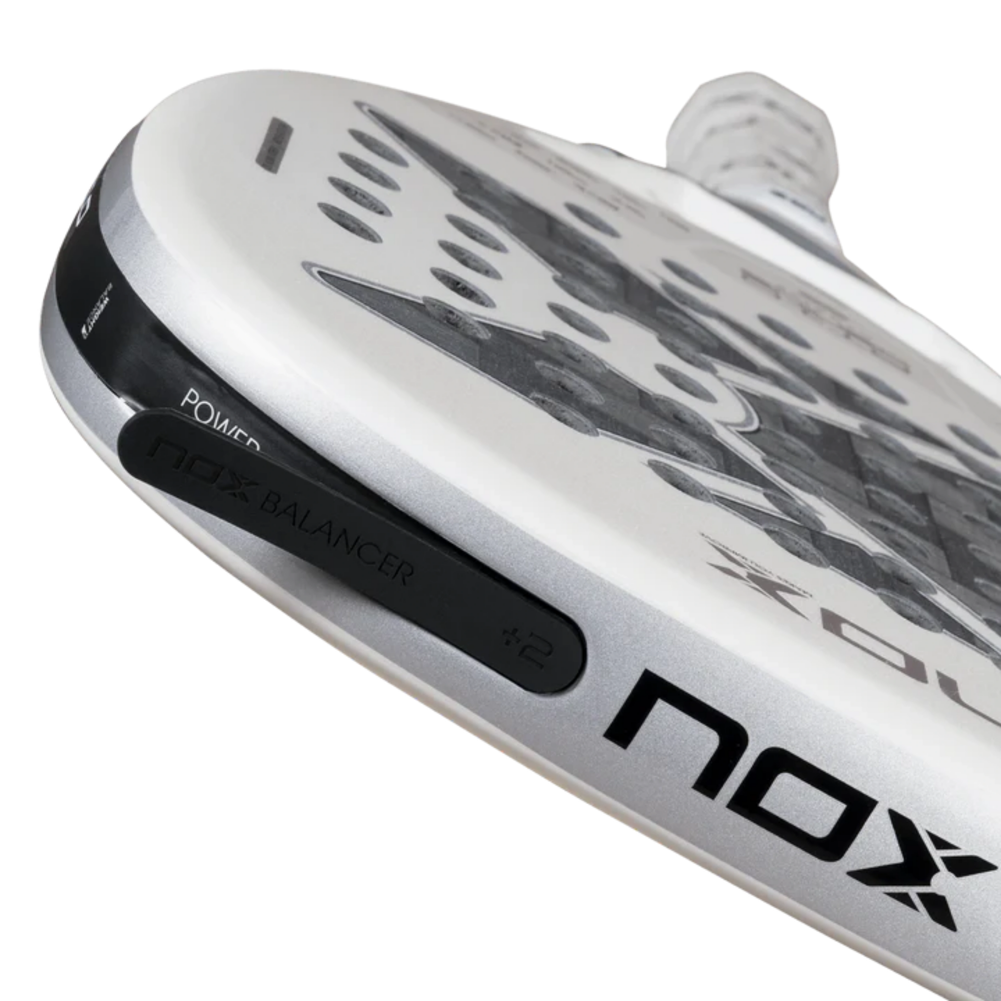Raquette de padel NOX AT10 Luxury Genius Attack 12K Alum Xtrem by Agustín Tapia 2026