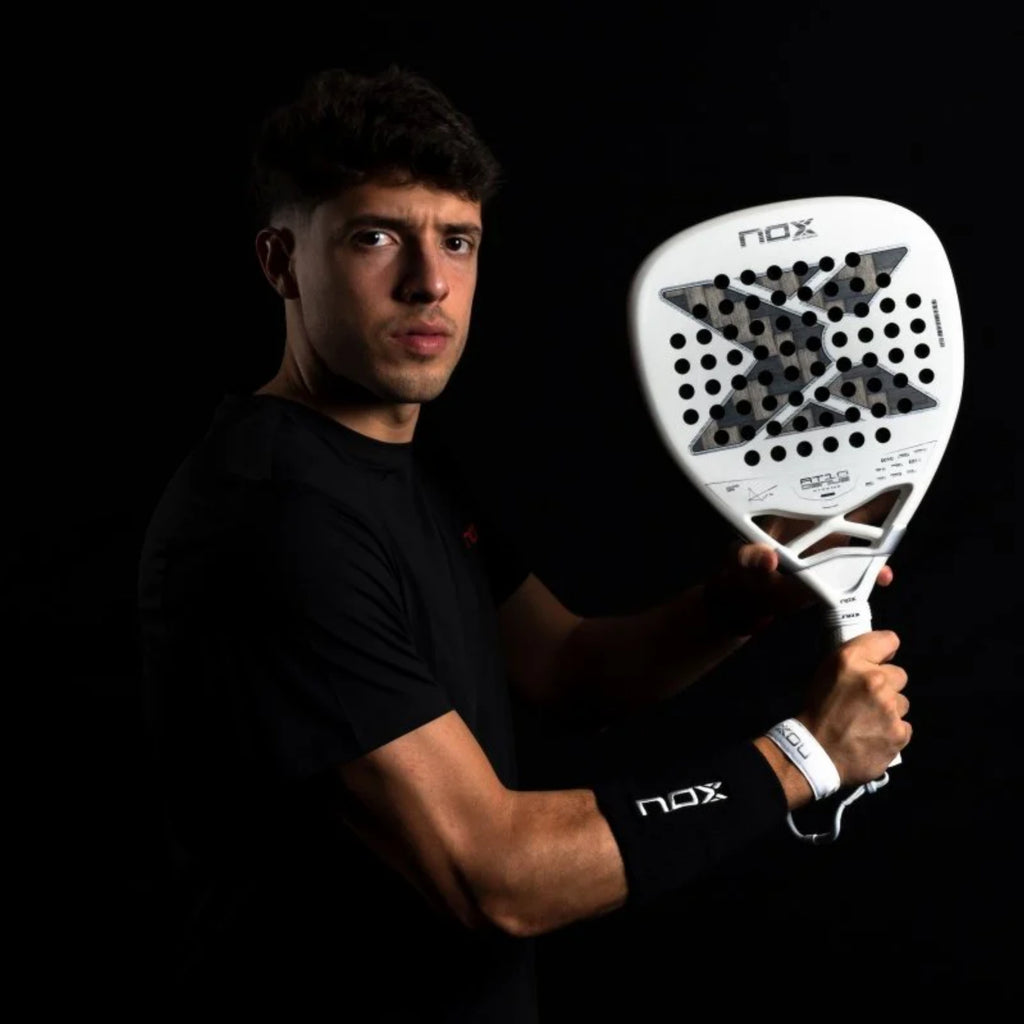 Raquette de padel NOX AT10 Luxury Genius Attack 12K Alum Xtrem by Agustín Tapia 2026