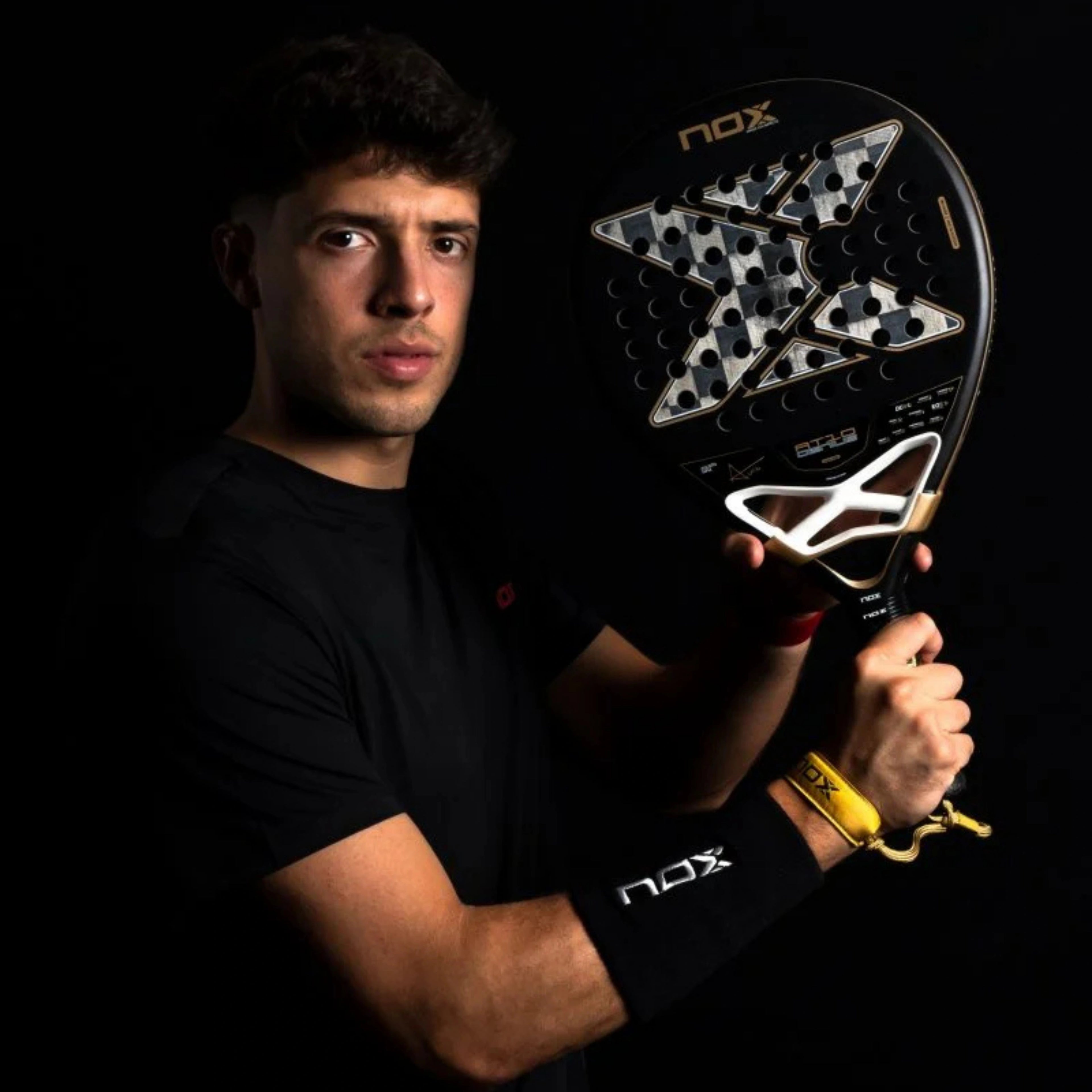 Raquette de padel NOX AT10 Luxury Genius 18K Alum 2026 by Agustín Tapia