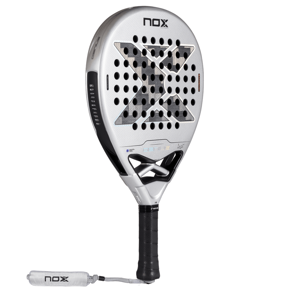 Raquette de padel NOX Genius 12K Alum XTREM 2027 by Agustín Tapia, vue à 45 degrés