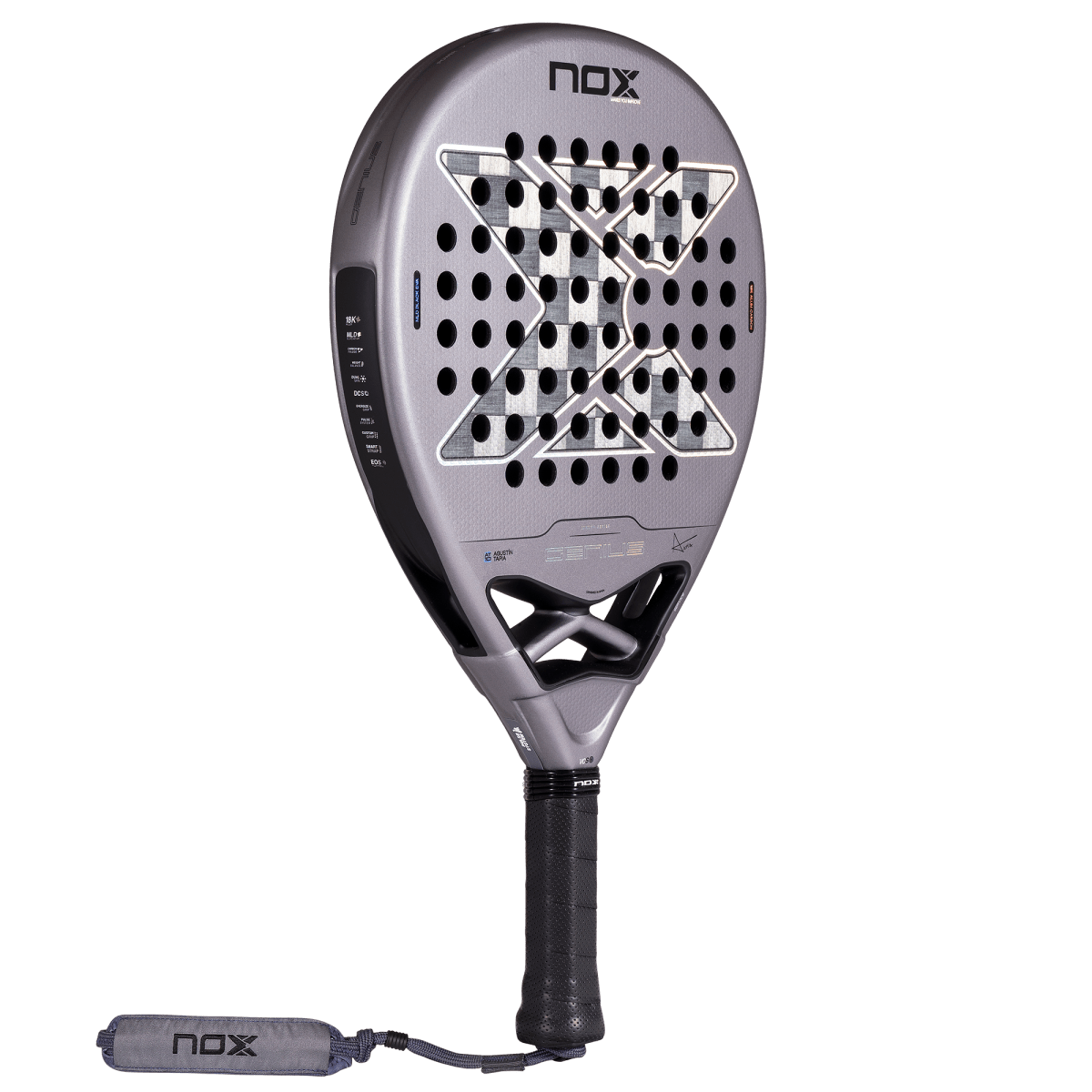 Raquette de padel NOX Genius 18K Alum 2027 by Agustín Tapia, vue à 45 degrés