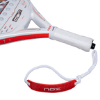 Padelschläger NOX ML10 Pro Cup Coorp 2027 by Miguel Lamperti, Detail des Griffs und der Handschlaufe